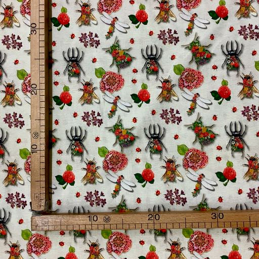 Tela Patchwork 100% Cotone H.160  Fantasia Insetti